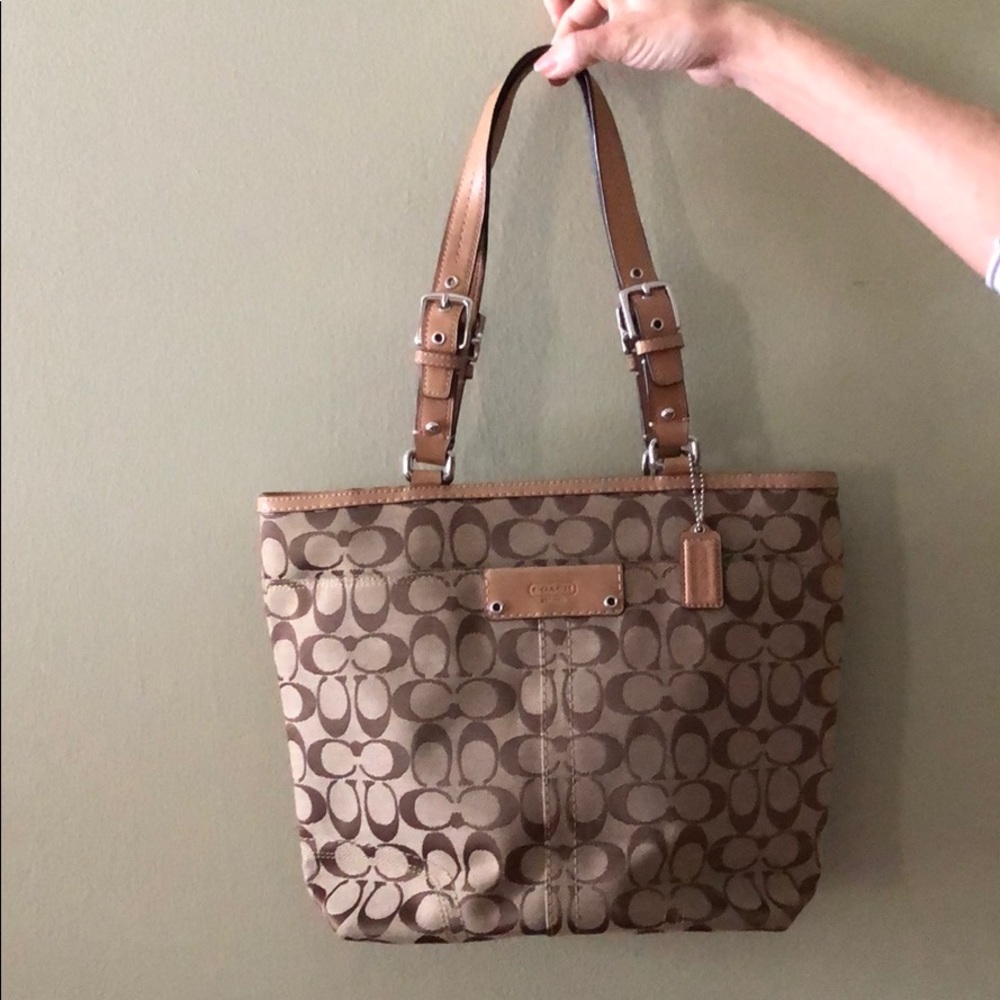 Coach midsized tote